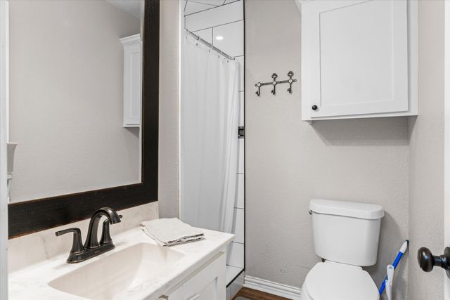 201 N Lamar Street, Edgewood, TX 75117