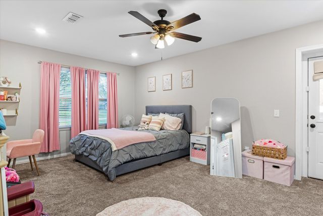 201 N Lamar Street, Edgewood, TX 75117