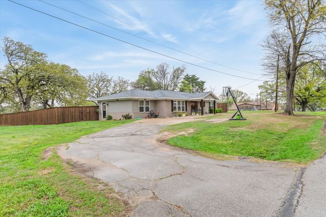 201 N Lamar Street, Edgewood, TX 75117