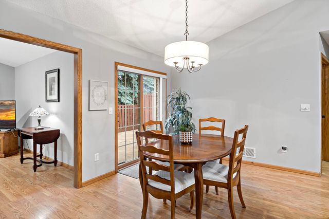 8541 Inverness Lane N, Brooklyn Park, MN 55443