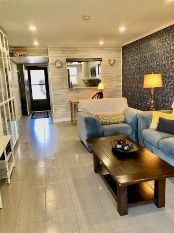 102 CAPRI ISLES BOULEVARD 106, Venice, FL 34292