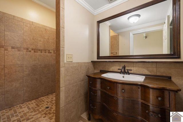 10003 US Highway 68 East, Benton, KY 42025