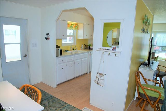 107 Snead DR, North Fort Myers, FL 33903