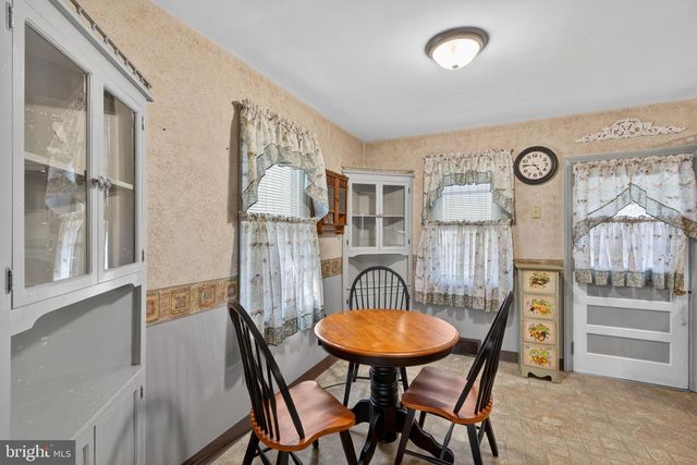 821 N HANOVER ST, Pottstown, PA 19464