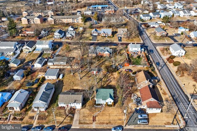 821 N HANOVER ST, Pottstown, PA 19464