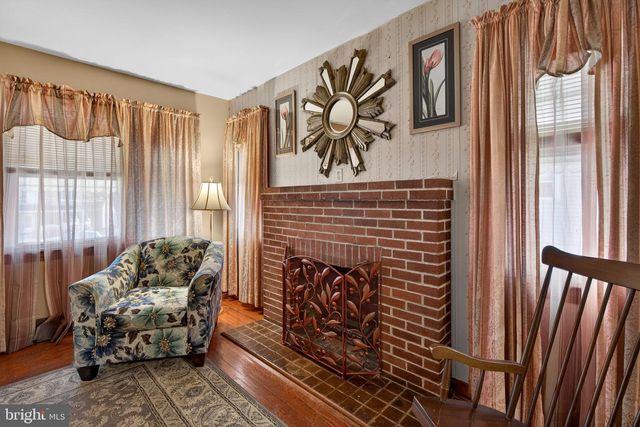 821 N HANOVER ST, Pottstown, PA 19464