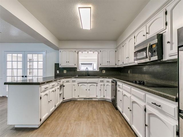 3629 N Ridgewood Drive, Midwest City, OK 73110