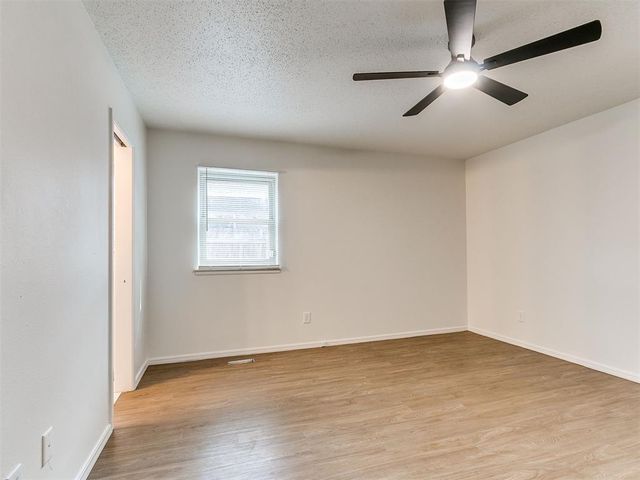 3629 N Ridgewood Drive, Midwest City, OK 73110