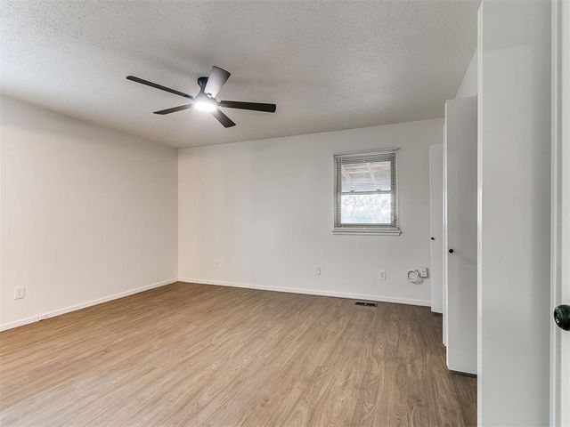 3629 N Ridgewood Drive, Midwest City, OK 73110