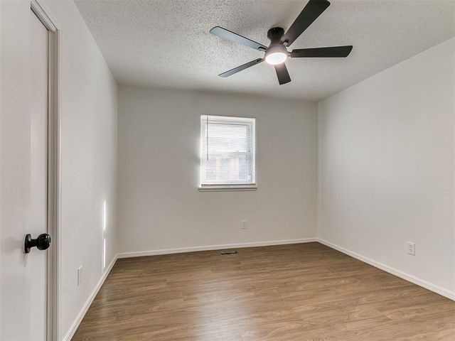 3629 N Ridgewood Drive, Midwest City, OK 73110