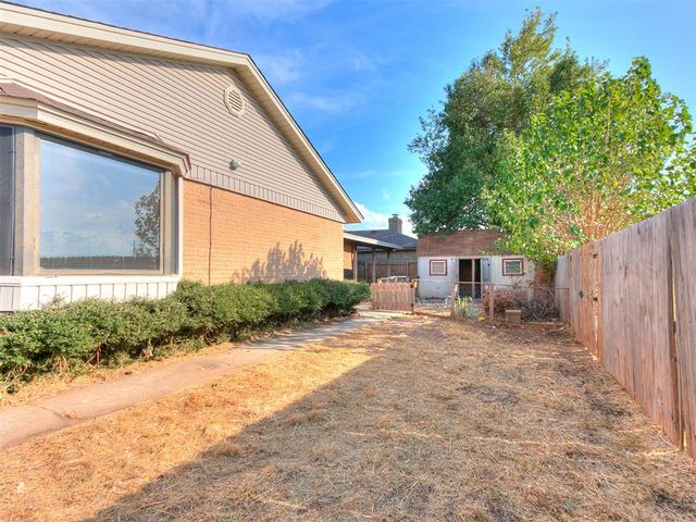 3629 N Ridgewood Drive, Midwest City, OK 73110