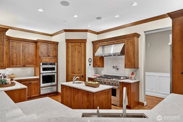 23011 257th Avenue SE, Maple Valley, WA 98038