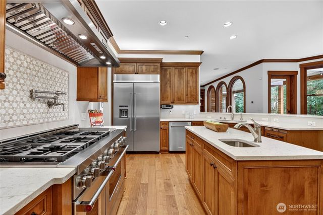 23011 257th Avenue SE, Maple Valley, WA 98038