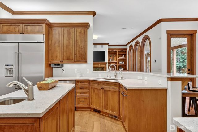 23011 257th Avenue SE, Maple Valley, WA 98038