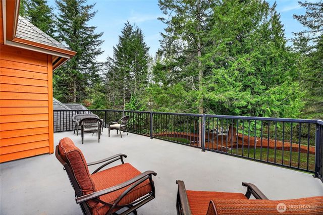 23011 257th Avenue SE, Maple Valley, WA 98038