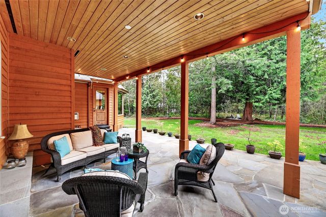 23011 257th Avenue SE, Maple Valley, WA 98038