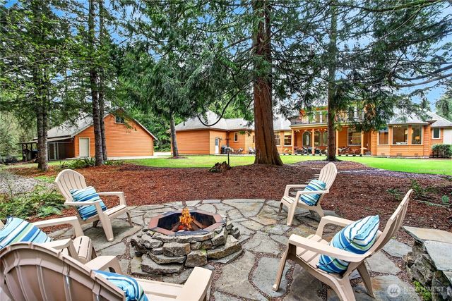 23011 257th Avenue SE, Maple Valley, WA 98038