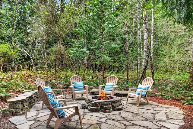 23011 257th Avenue SE, Maple Valley, WA 98038
