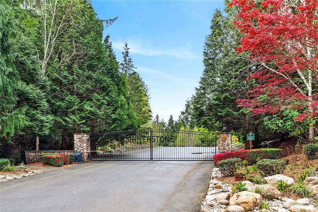 23011 257th Avenue SE, Maple Valley, WA 98038