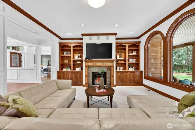 23011 257th Avenue SE, Maple Valley, WA 98038