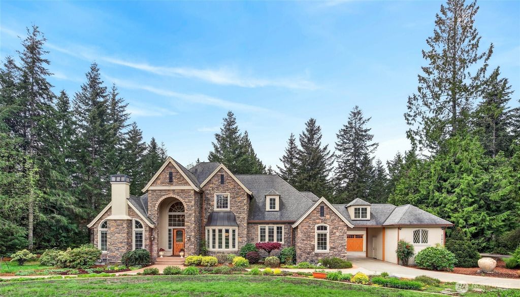 23011 257th Avenue SE, Maple Valley, WA 98038