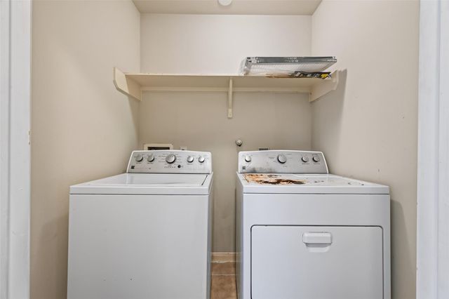 9127 N Ferndale Place Drive, Houston, TX 77064