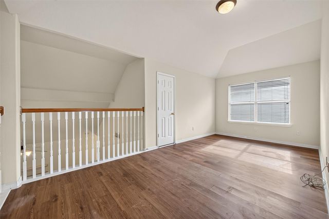 9127 N Ferndale Place Drive, Houston, TX 77064