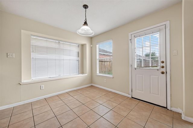 9127 N Ferndale Place Drive, Houston, TX 77064