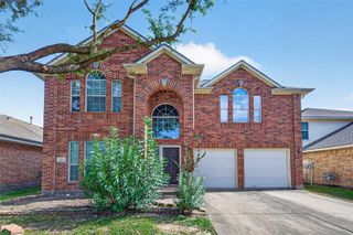 9127 N Ferndale Place Drive, Houston, TX 77064