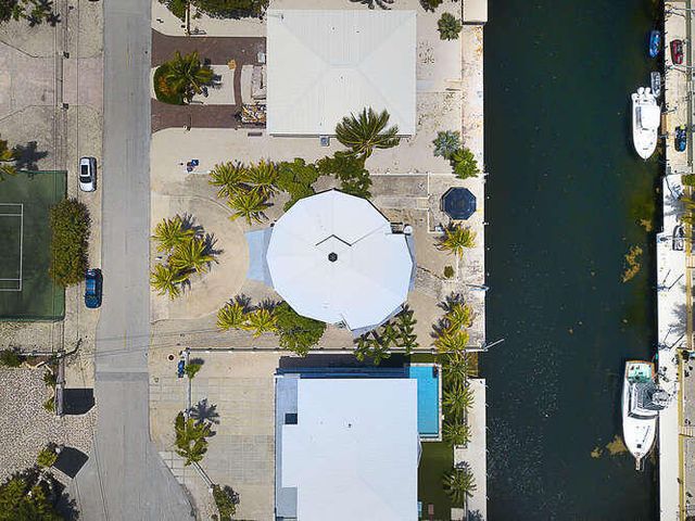 184 Bahama Avenue, Key Largo, FL 33037
