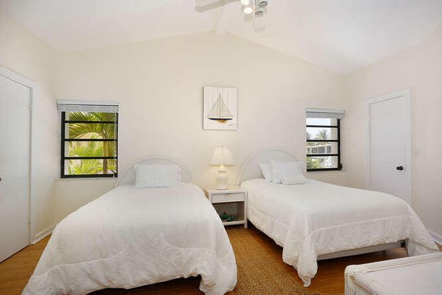 184 Bahama Avenue, Key Largo, FL 33037