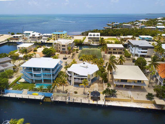 184 Bahama Avenue, Key Largo, FL 33037