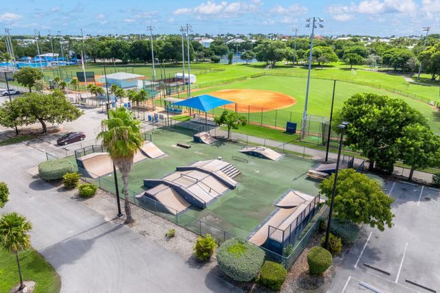 184 Bahama Avenue, Key Largo, FL 33037