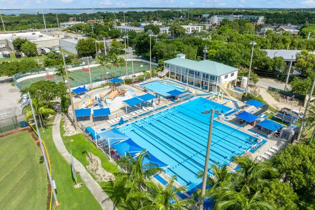 184 Bahama Avenue, Key Largo, FL 33037