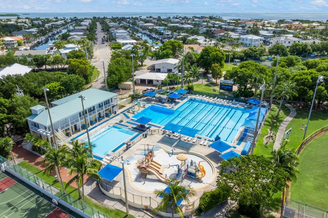 184 Bahama Avenue, Key Largo, FL 33037