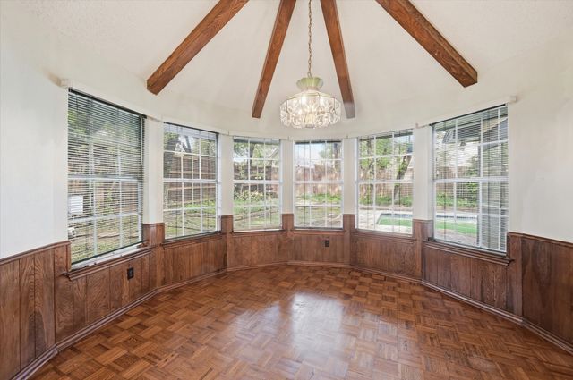 2900 Greenbrook Drive, Arlington, TX 76016