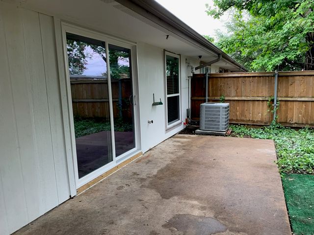 13652 Flagstone Lane, Dallas, TX 75240