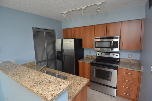 1385 CRYSTAL Way C, Delray Beach, FL 33444