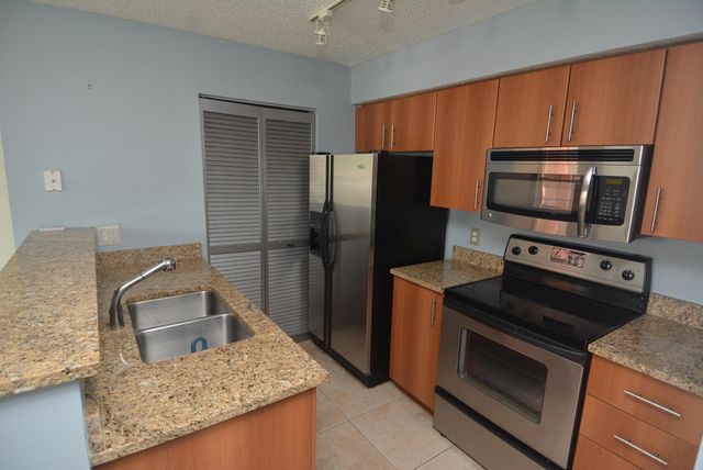 1385 CRYSTAL Way C, Delray Beach, FL 33444