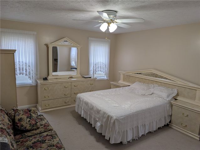 55 Barclay Court, Greece, NY 14612