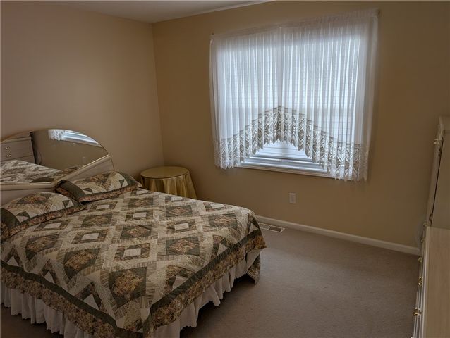 55 Barclay Court, Greece, NY 14612