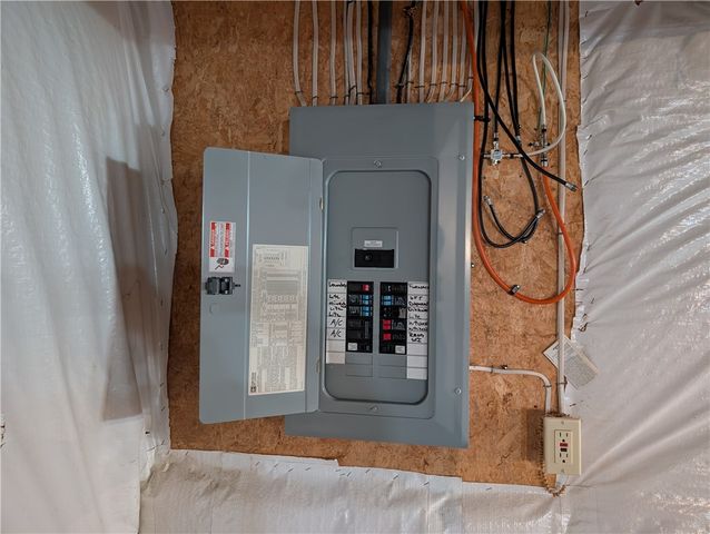 55 Barclay Court, Greece, NY 14612