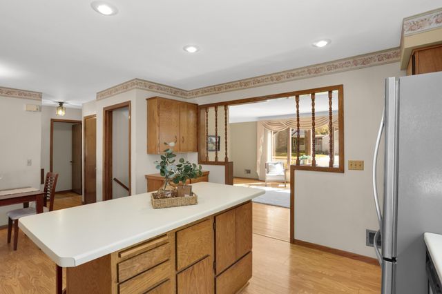 404 15th Street W, Hastings, MN 55033