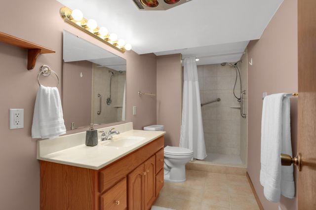 404 15th Street W, Hastings, MN 55033