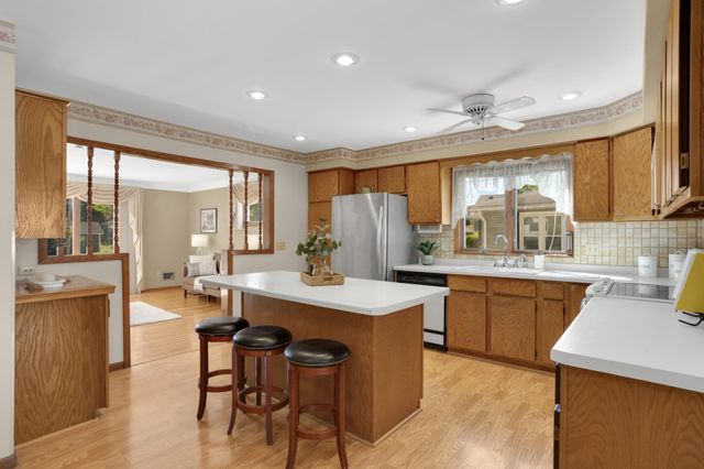 404 15th Street W, Hastings, MN 55033
