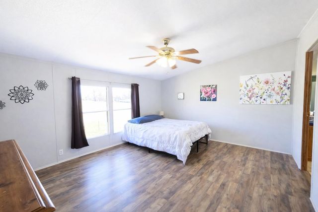 1085 Oak Grove Road, Columbia, KY 42728