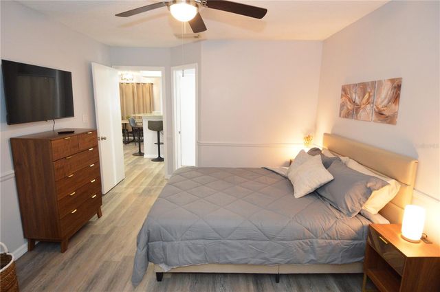 8754 MALLARD RESERVE DRIVE 202, Tampa, FL 33614