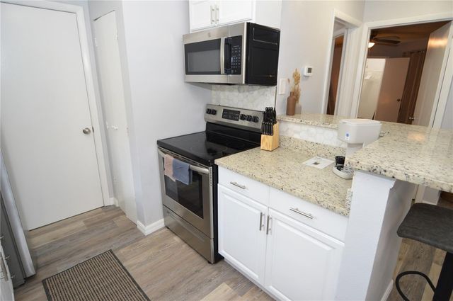 8754 MALLARD RESERVE DRIVE 202, Tampa, FL 33614