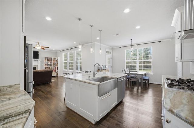 2128 Shipyard RD, Chesapeake, VA 23323