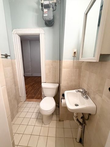 70 Revere Street 1, Boston, MA 02114